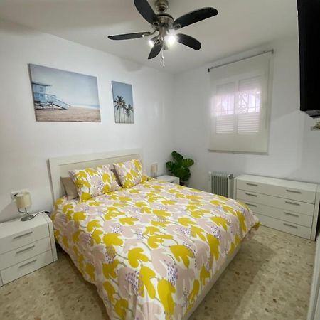Precioso apartamento en el centro de Conil solo familias y parejas Conil De La Frontera Exterior foto