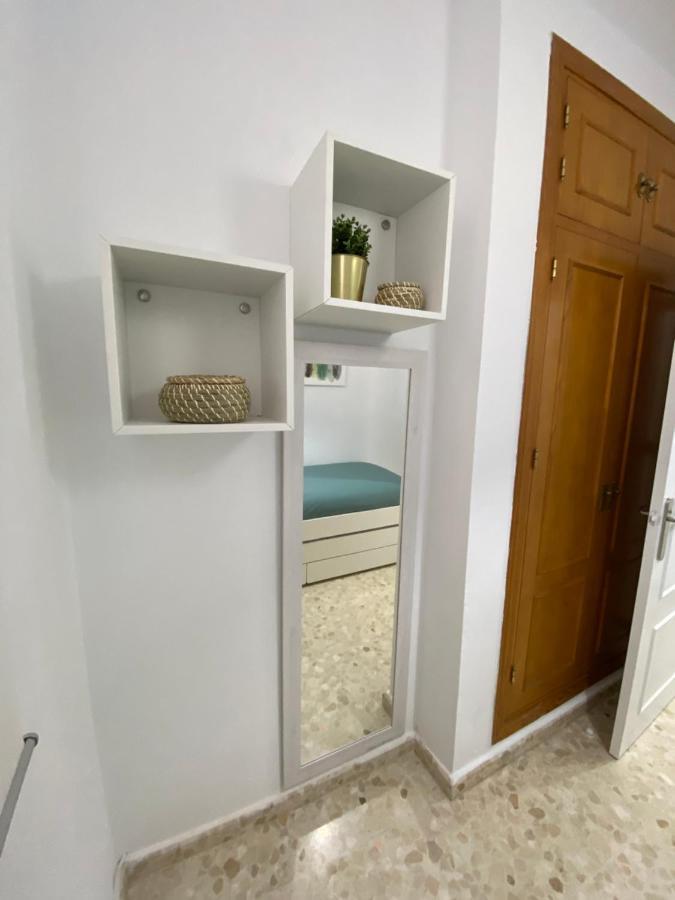 Precioso apartamento en el centro de Conil solo familias y parejas Conil De La Frontera Exterior foto
