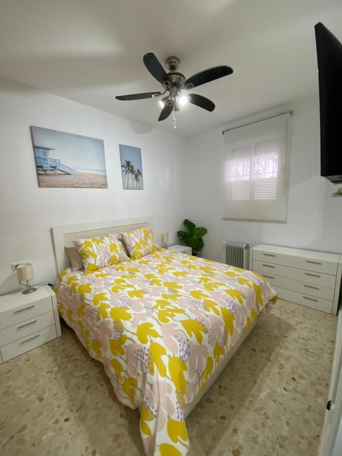 Precioso apartamento en el centro de Conil solo familias y parejas Conil De La Frontera Exterior foto